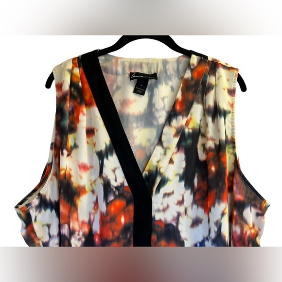 Lane Bryant Tank Top 28 V-Neck Floral Black Trim Sleeveless - Picture 4 of 5